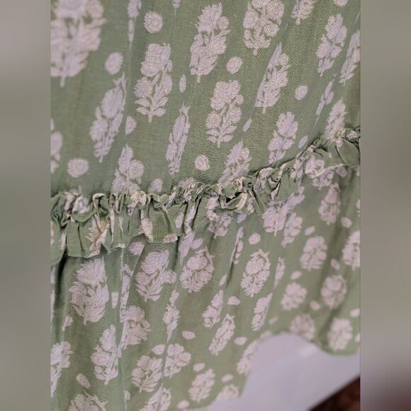 Crown & Ivy Green Floral Midi Dress M NWT Off Shoulder Linen Cottagecore Coastal - Picture 6 of 7